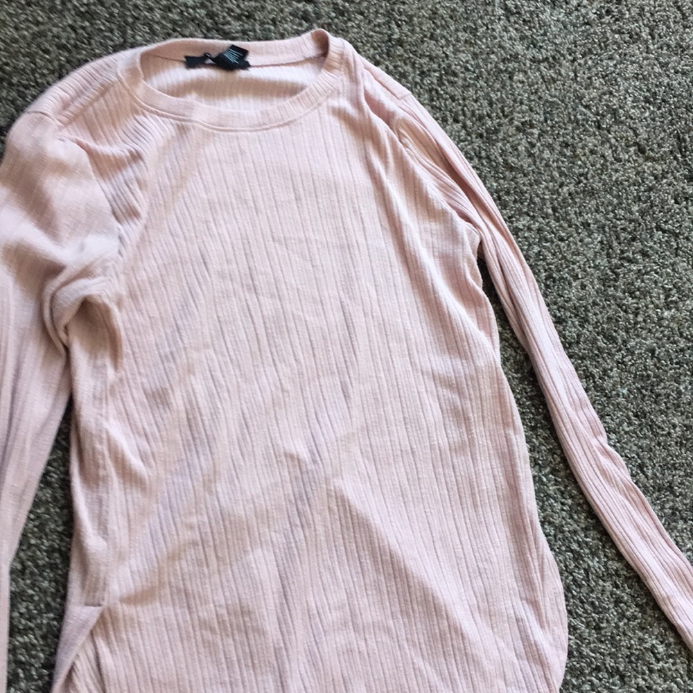 Forever 21 top. Blush color. Worn.